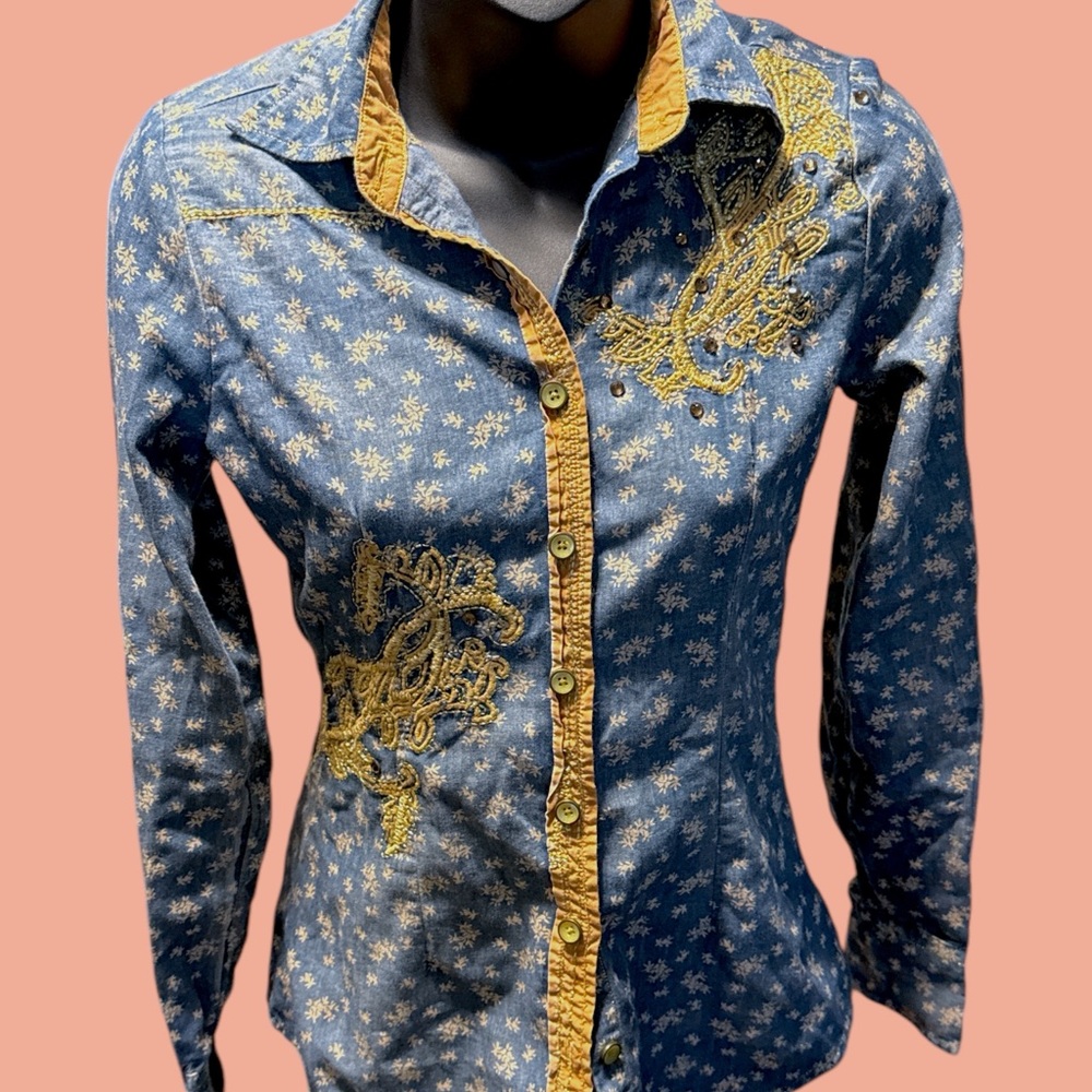 Roar Women's embroidered Blue and Gold Button Down Shirt